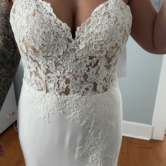 New Paloma Blanca 4800 Wedding Dress Sz 16 - Picture 7 of 8